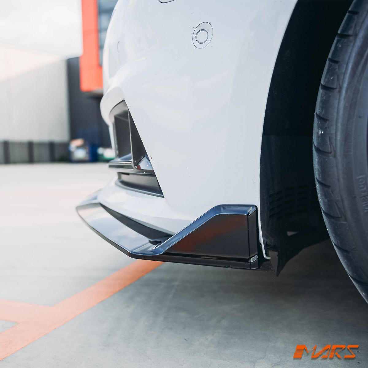 A4-B9-S1-16-SL-ABT-FBL-GB-BF-19.jpg