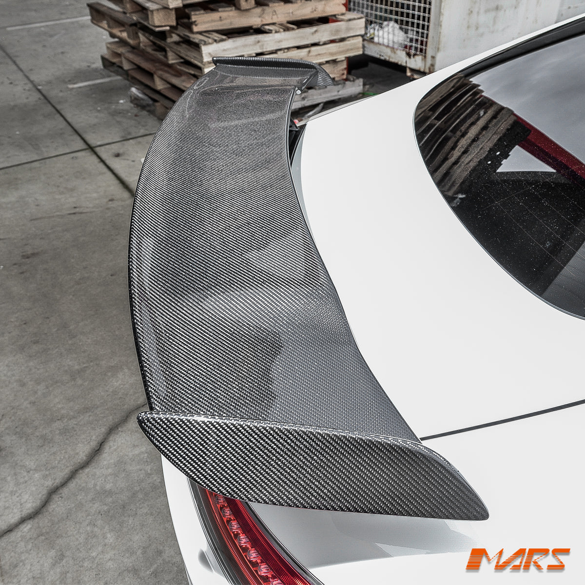 AMG-C190-GTR-TS-CBN-16.jpg