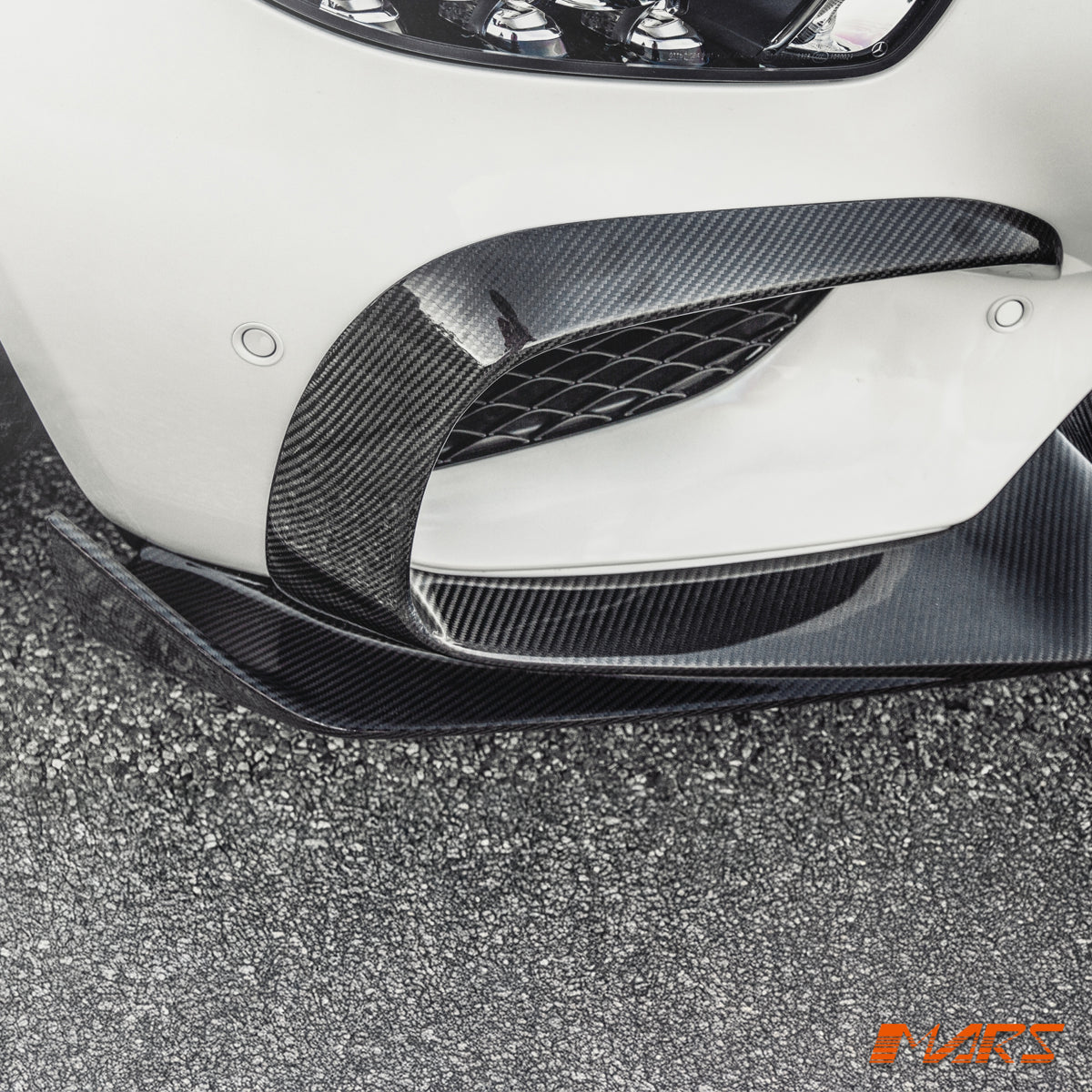 AMG-GT-S1-16-RT-FBL-CBN-FD-17.jpg
