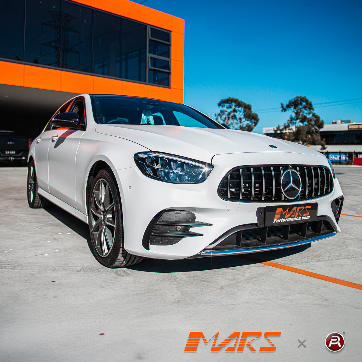 C213-S2-20-AMG-GT-FG-CB-FS-13.jpg
