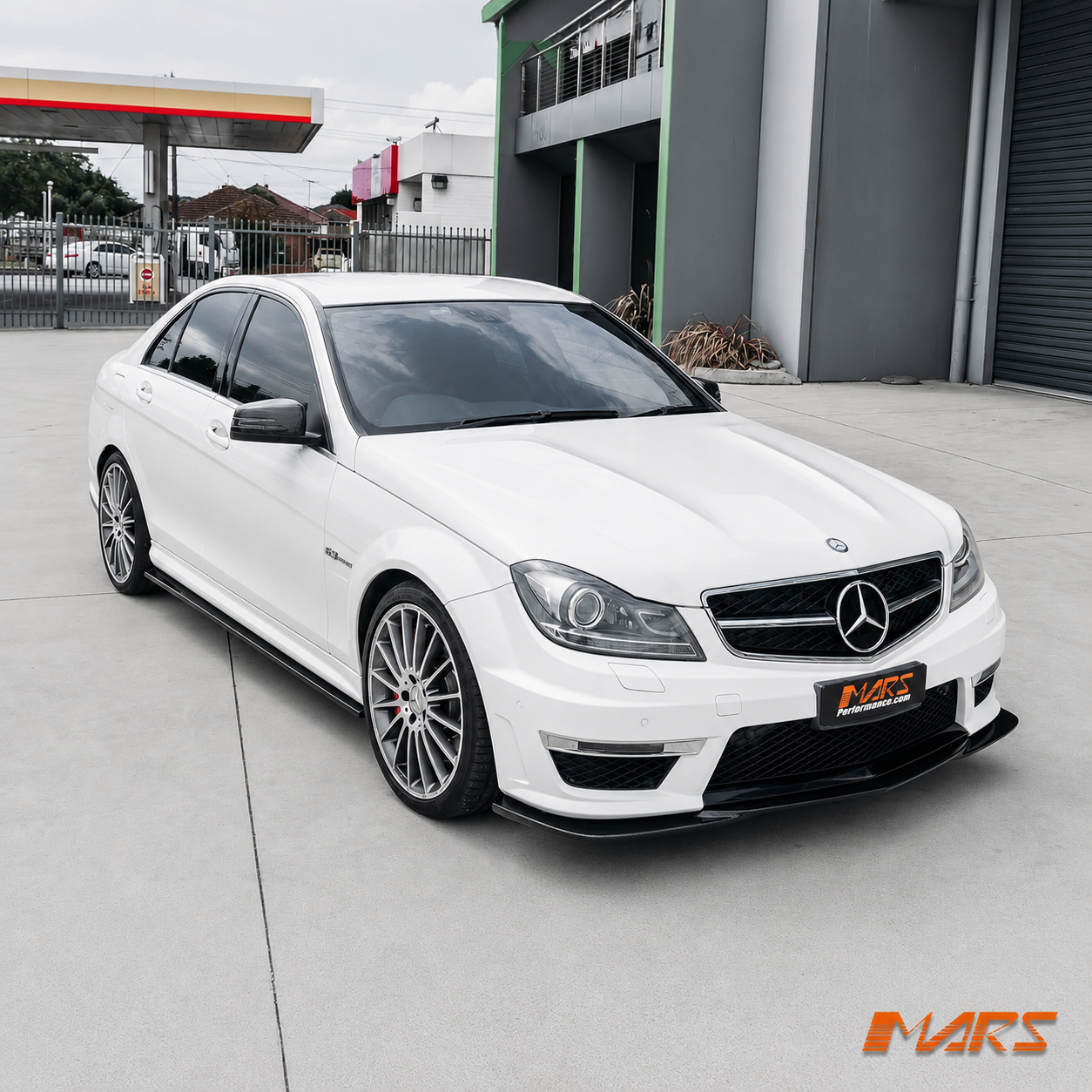 C63-W204-S2-11-GH-FBL-GB-AK-15.png