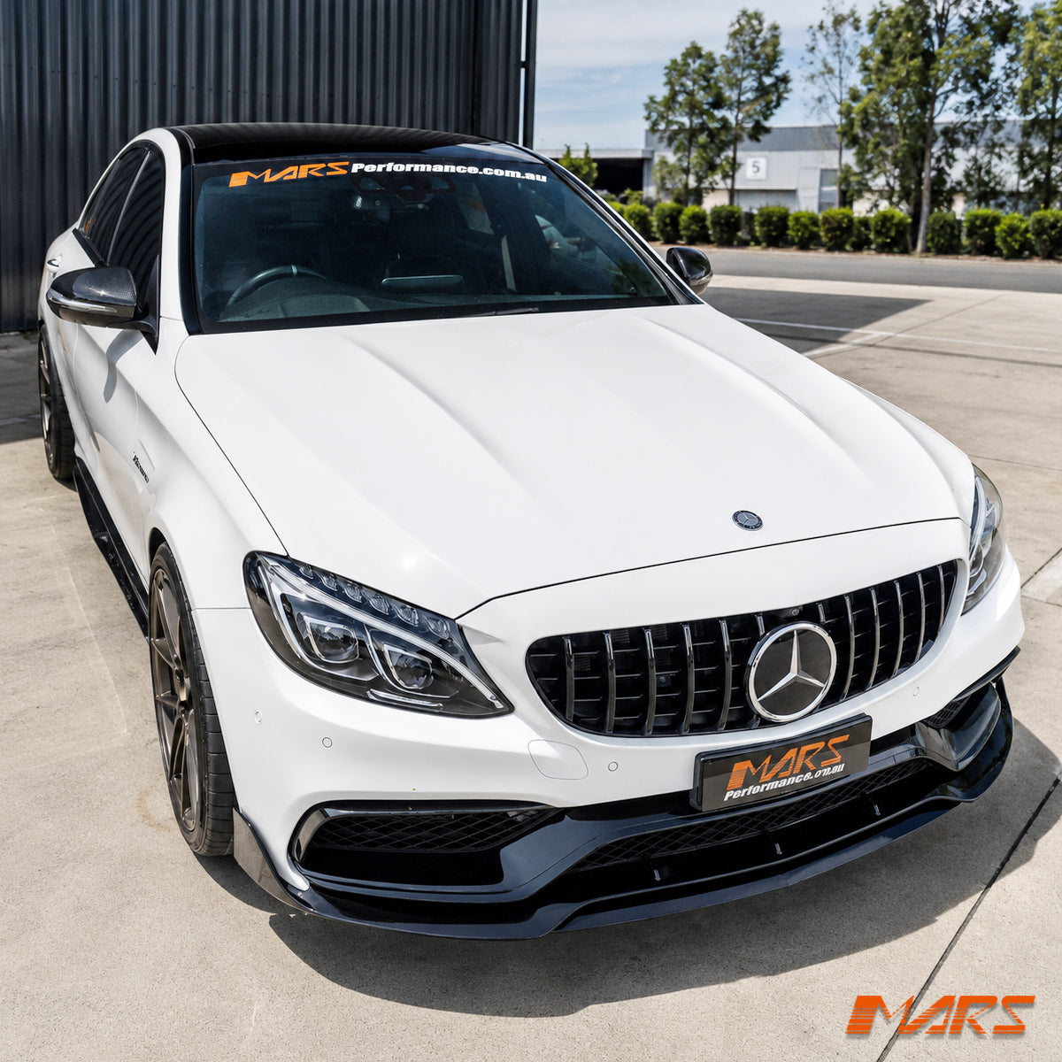 C63-W205-BB-FBL-GB-AK-15.jpg