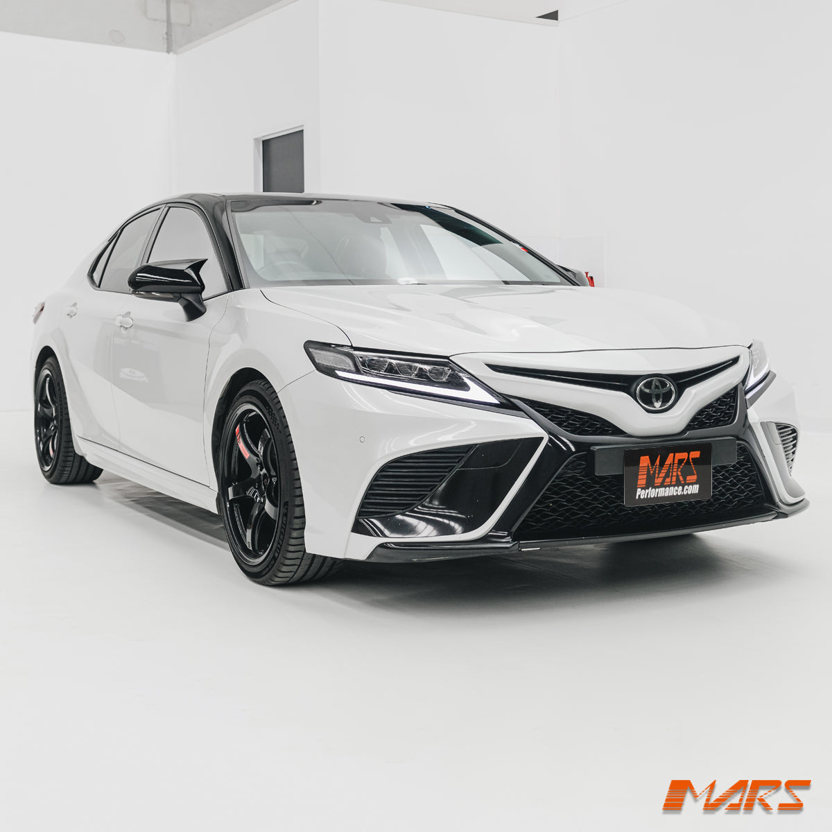 CAMRY-18-3DH-SQ-B-NS-16.jpg