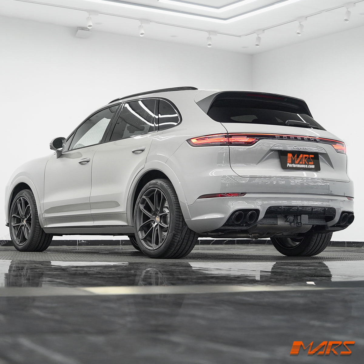 CAYENNE-92B-SD-RBD-12.jpg