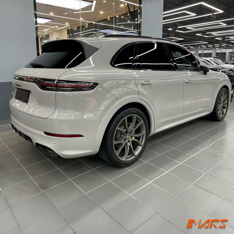 CAYENNE-9Y-TURBO-SK-12.jpg