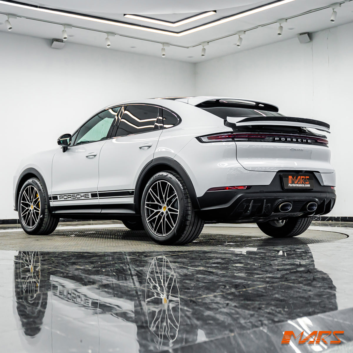 CAYENNE-9YB-TURBO-R-ARCH-11.jpg