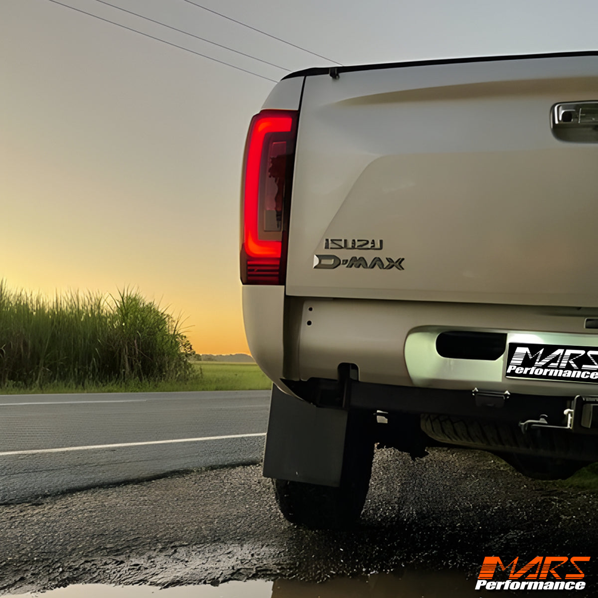 D-MAX-12-3DT-SQ-S-HL-13.jpg