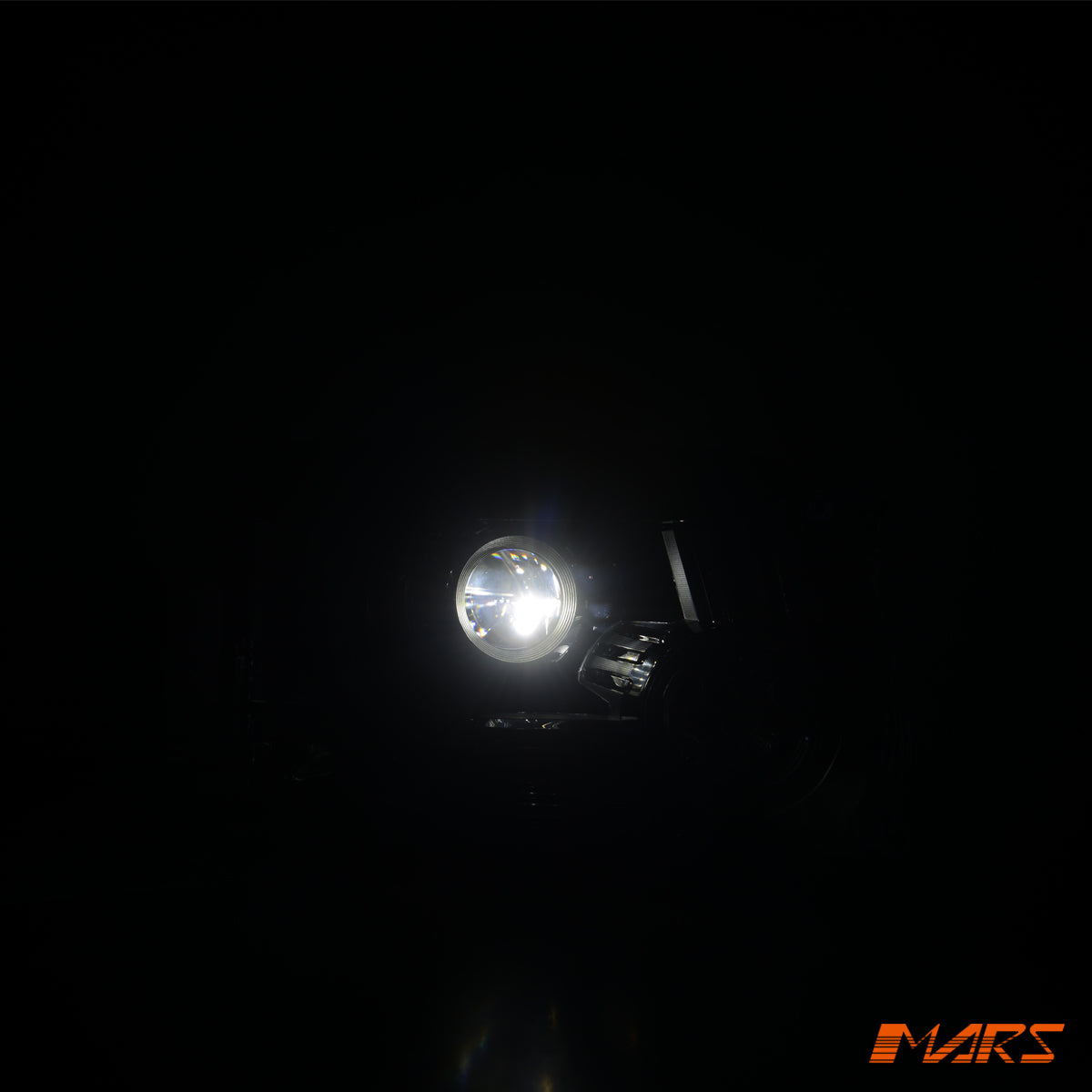 DS4-L319-S2-OE-HL-LED-YK-3.jpg