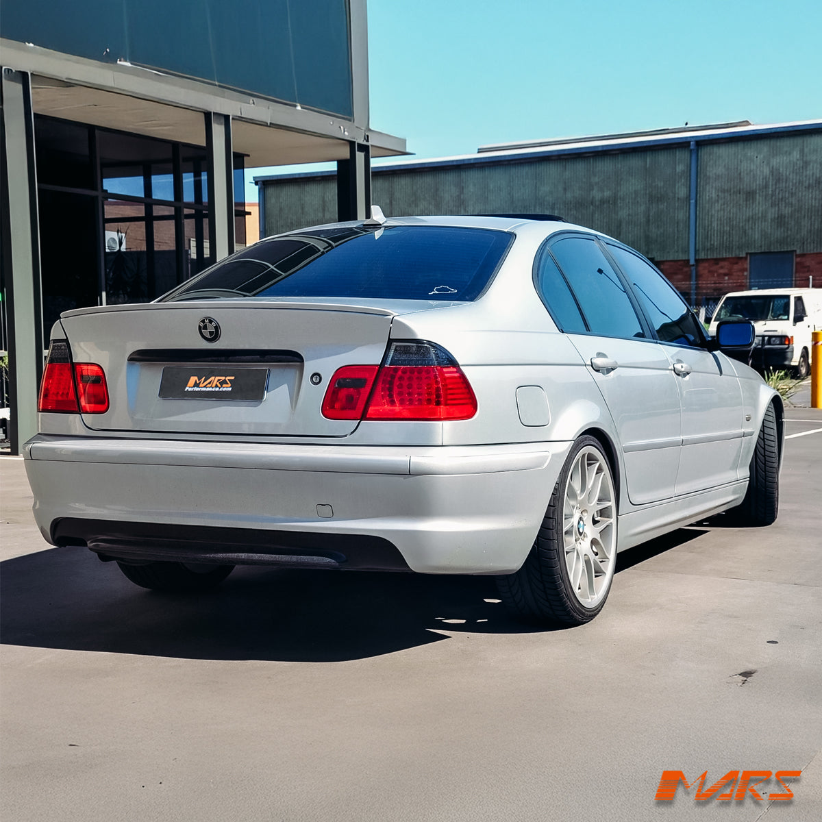 E46-4D-S2-02-LT-SR-KS-12.jpg