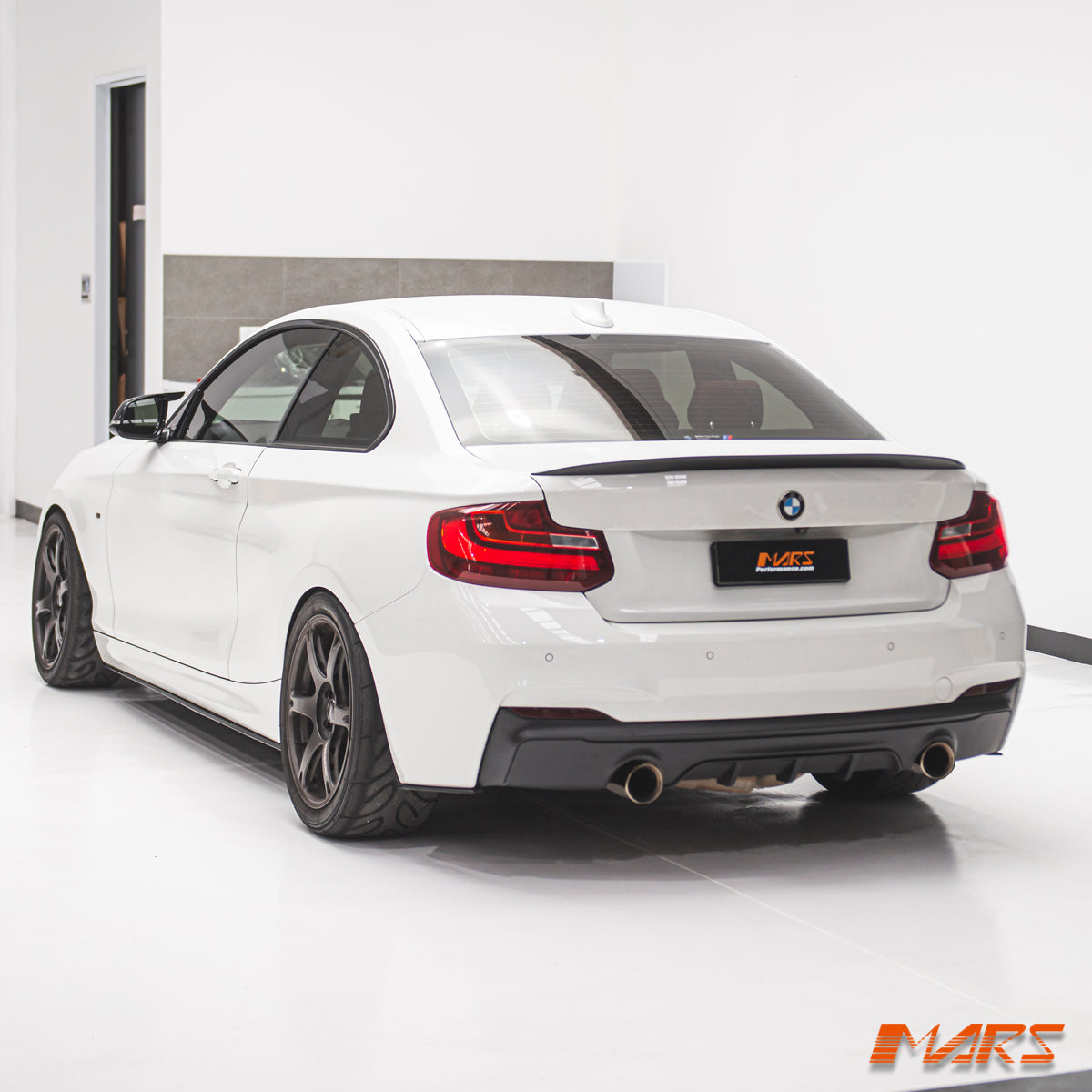Rear Bumper Lip Diffuser For 2014-2021 BMW F22 M Sport – Carbon Fiber Look, Dual Exhaust Cutouts