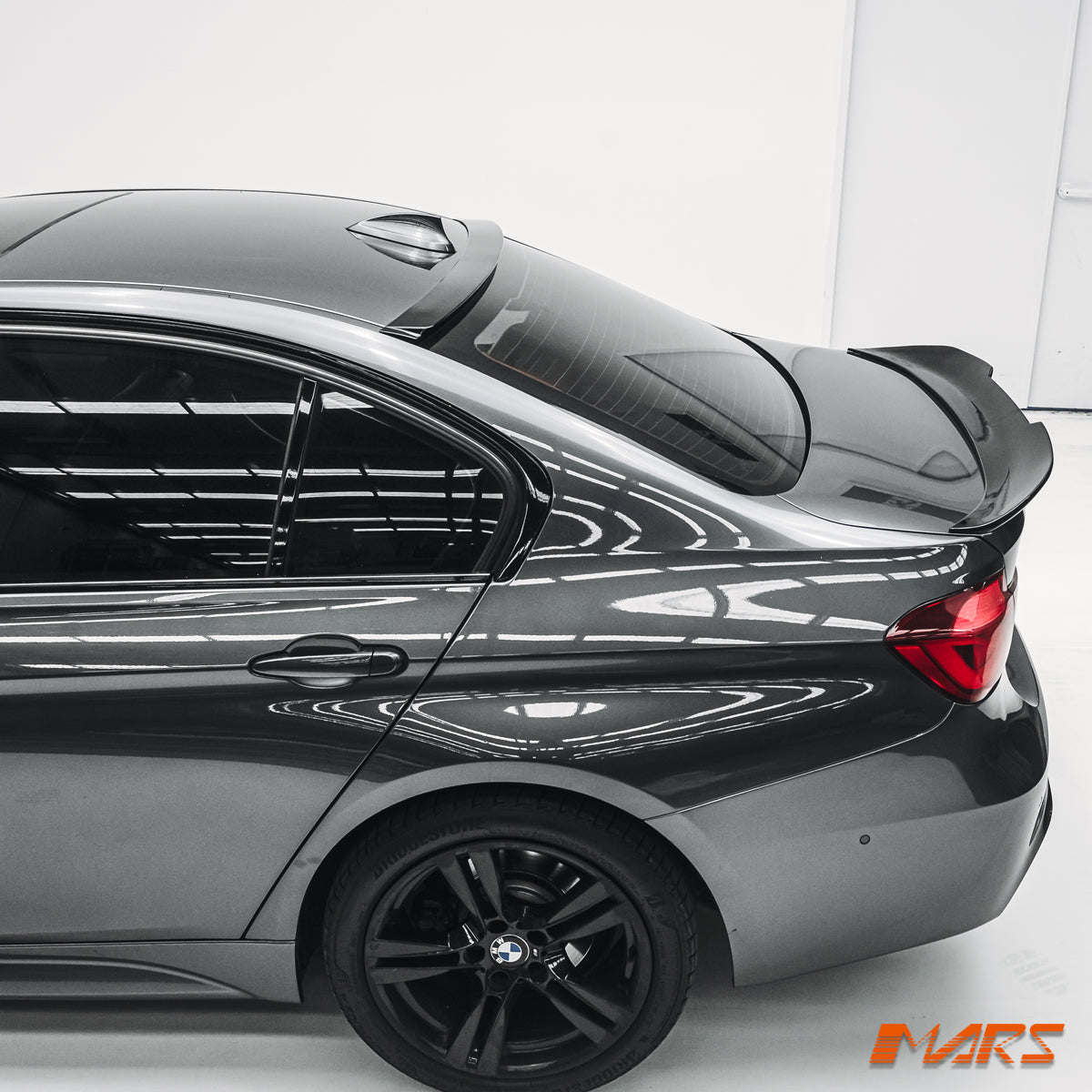 F30-RS-GB-18.jpg