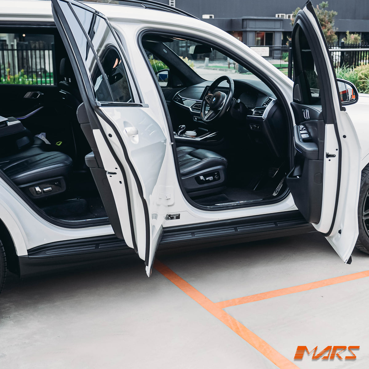 G07-OE-STEP-BLK-LR-19.jpg