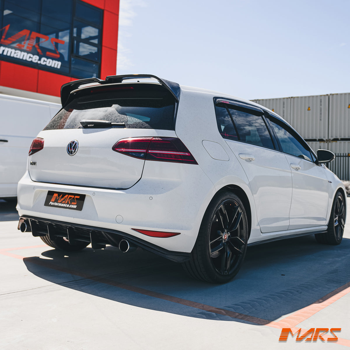 GOLF-7-GTIR- OTR-RS-GB-14.jpg