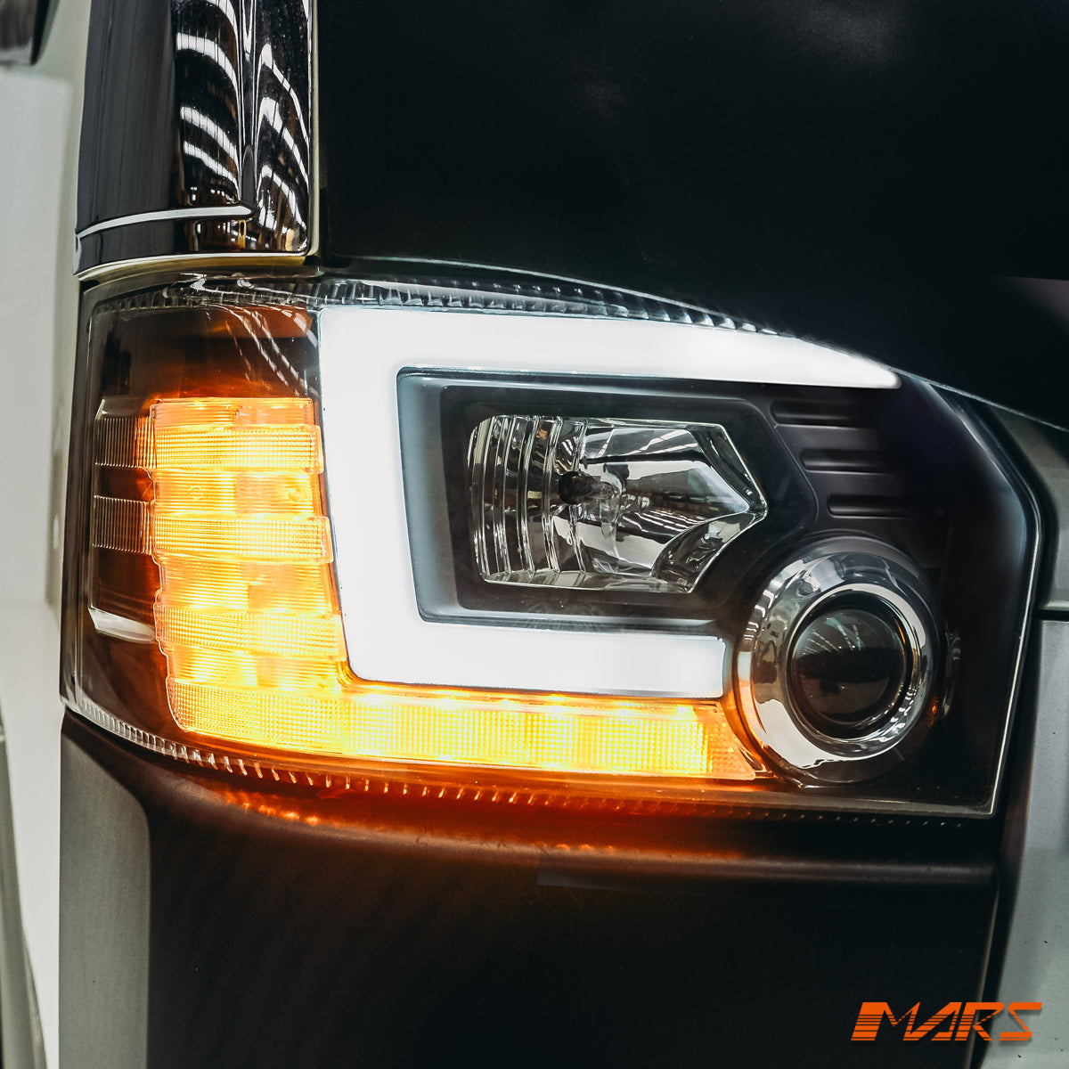 HIACE-15-3DH-SQ-B-SN-16.jpg