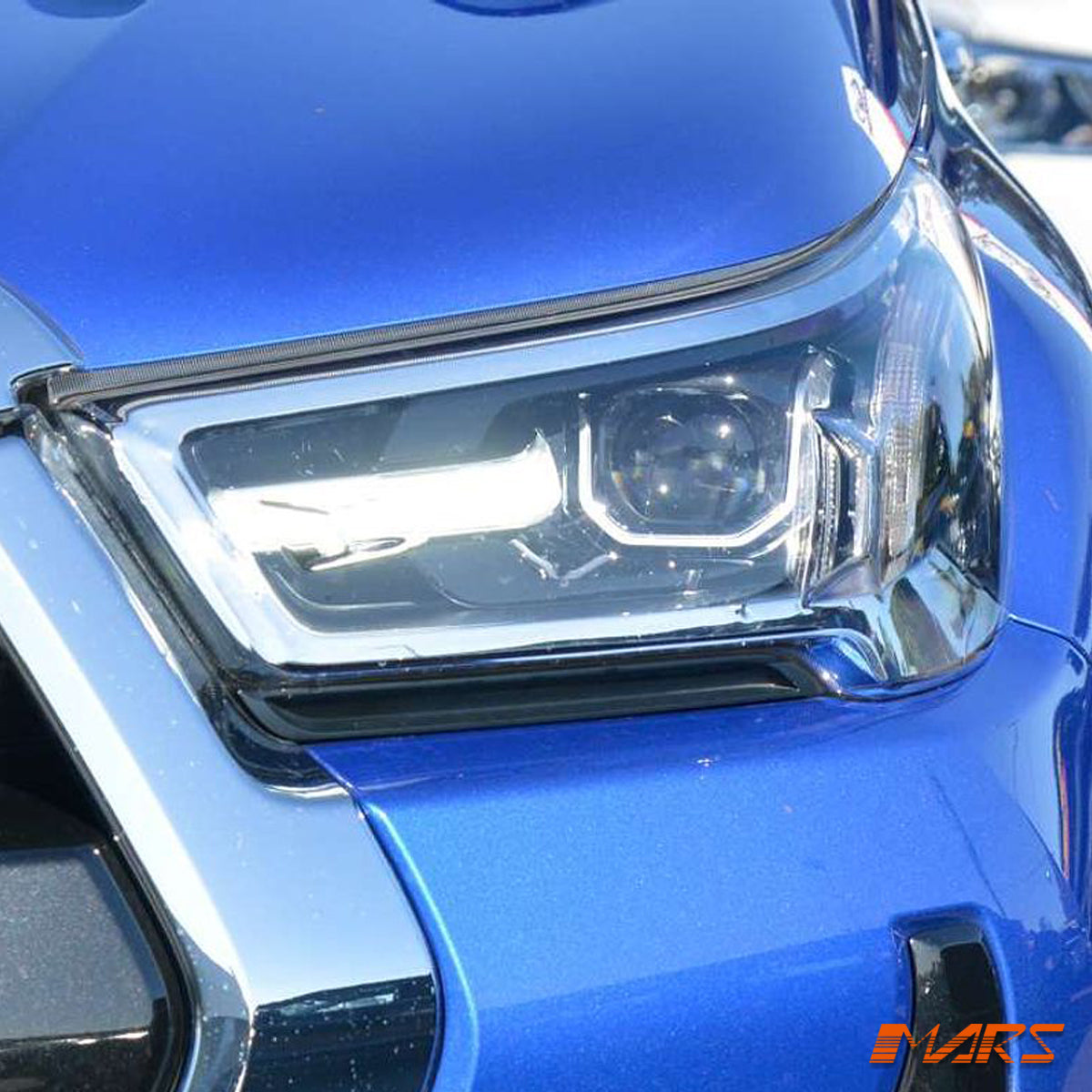 HILUX-20-OE-GHL-10-NS-L11.jpg