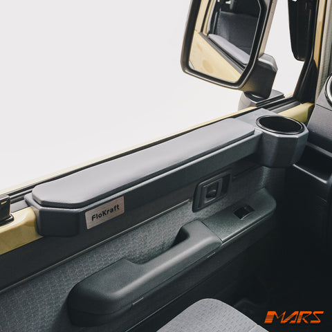 LC70-07-DOOR-ARM-GRY-11.jpg