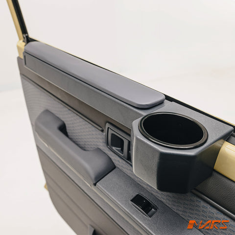 LC70-07-DOOR-ARM-GRY-12.jpg