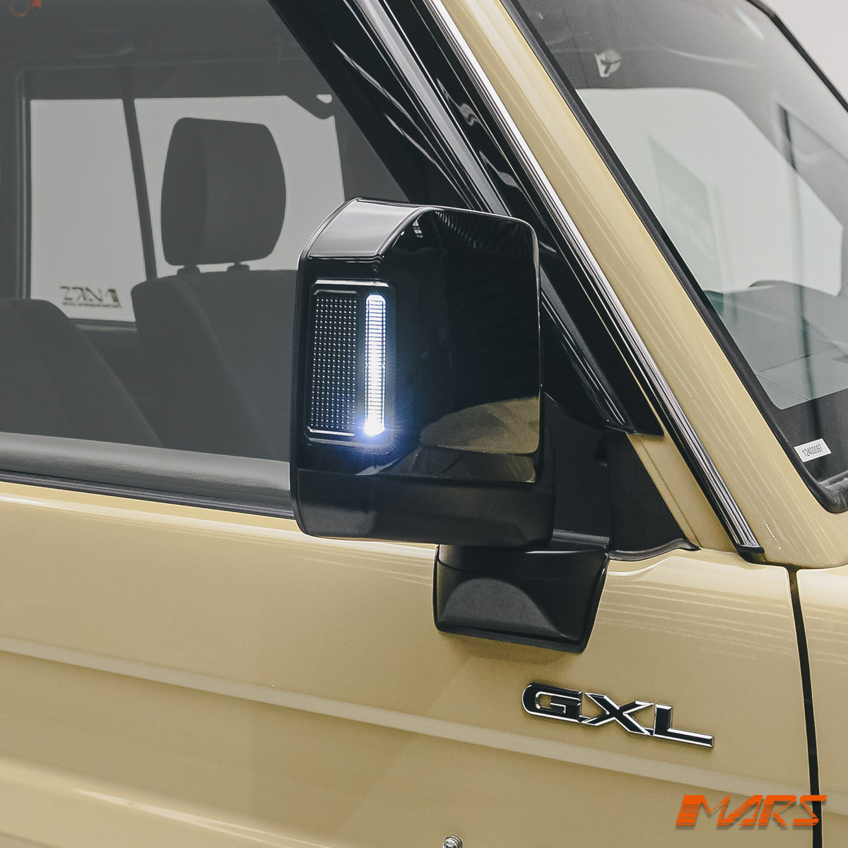 LC70-07-RMC-BK-1.jpg