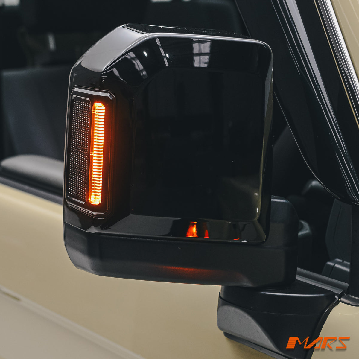 LC70-07-RMC-BK-2.jpg