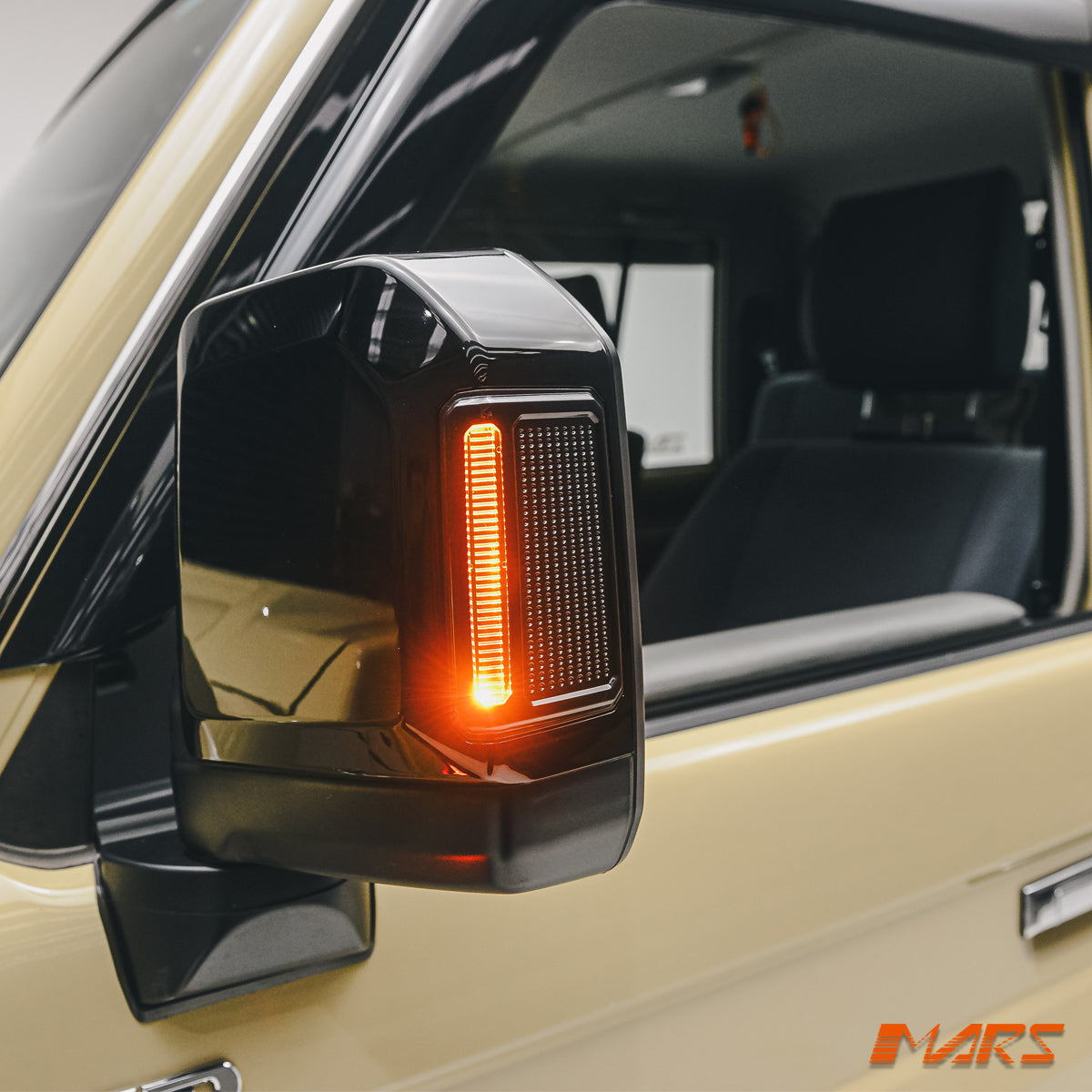 LC70-07-RMC-BK-4.jpg