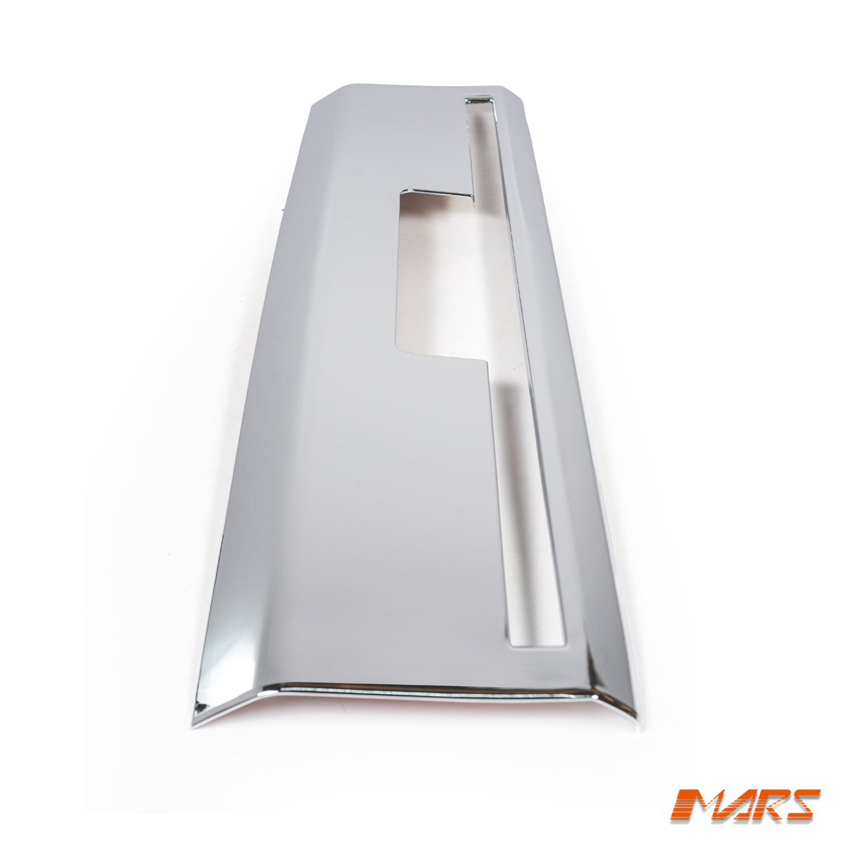 LC73-23-OE-FB-GARNISH-CHM-3.jpg