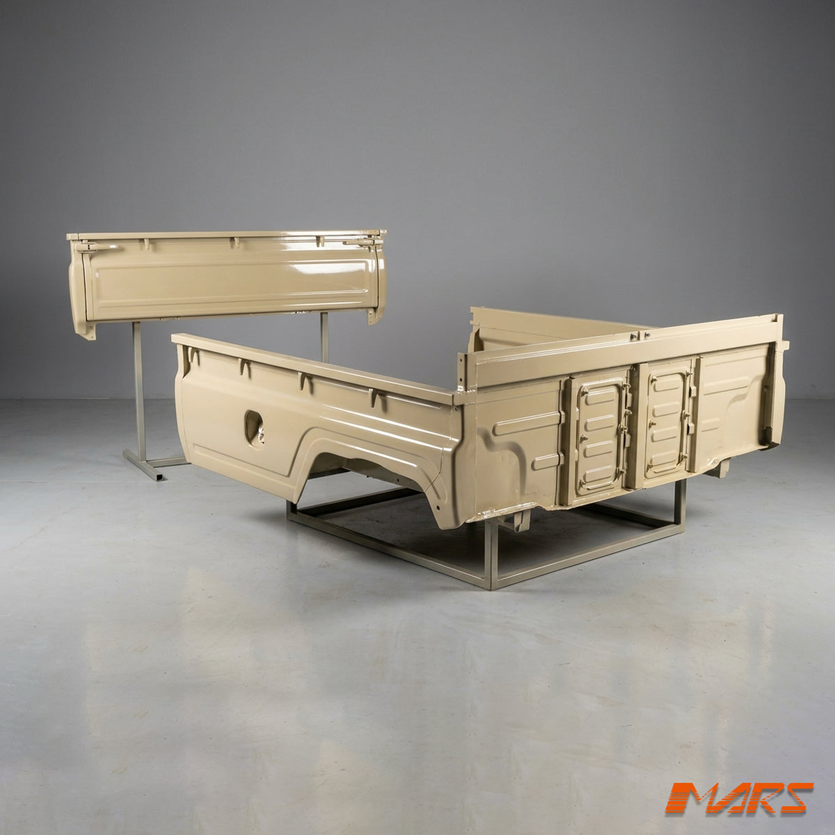 LC79-DUALCAP-TUB-1.jpg