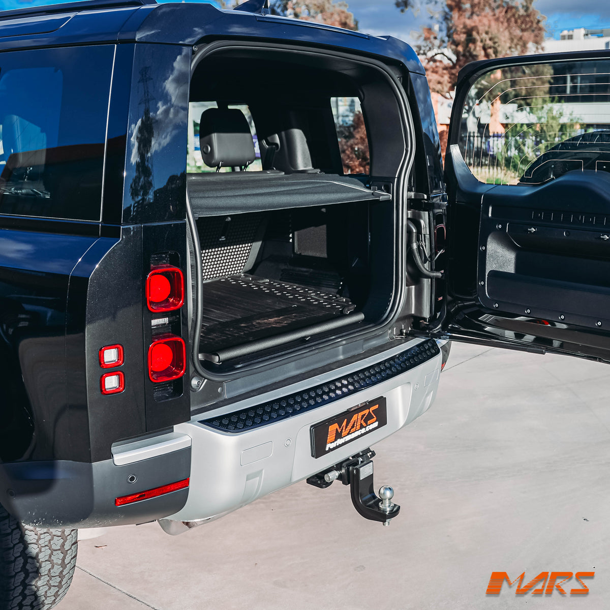 LRD-L663-BODY-TRIM-GB-YK-13.jpg
