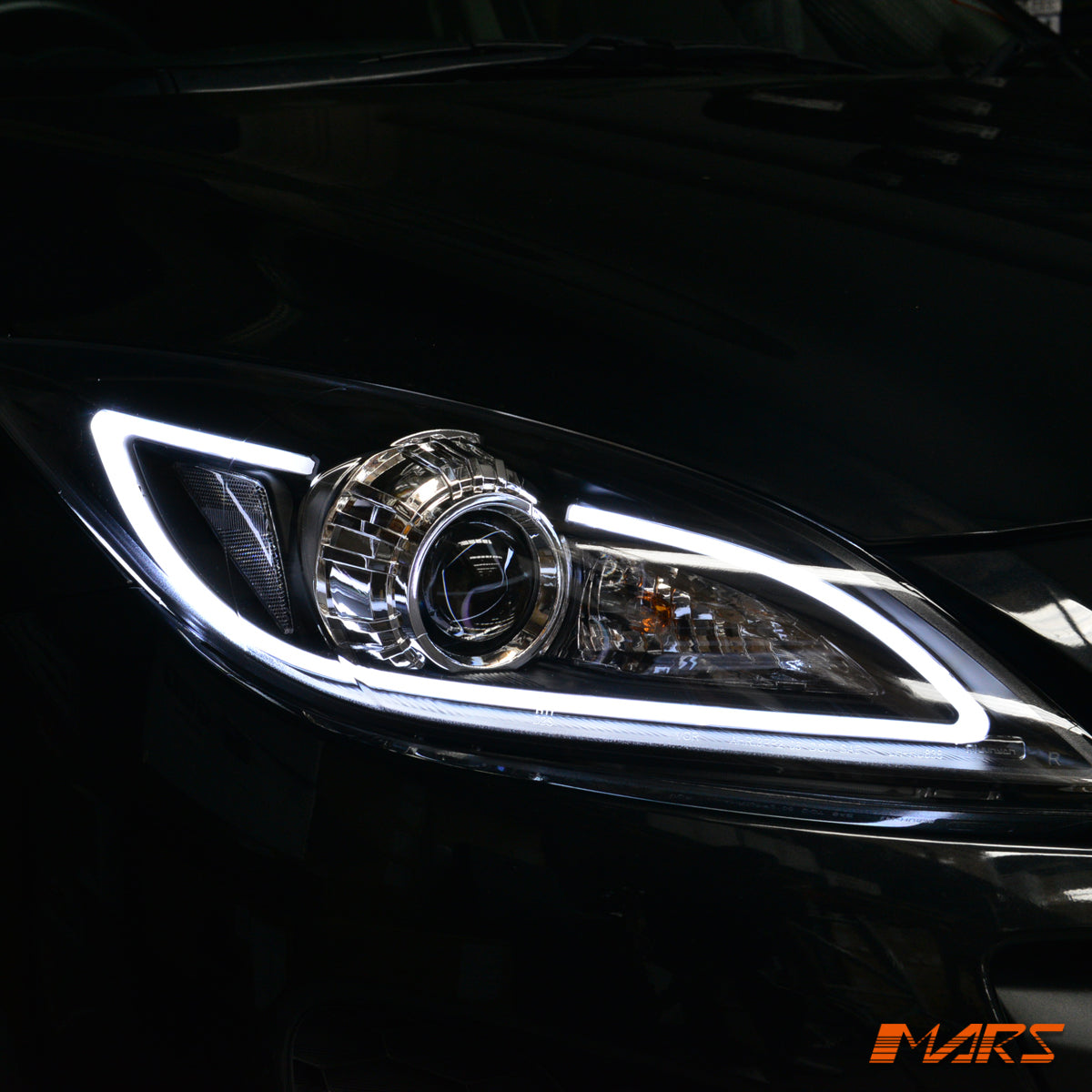 MAZDA3-BL-10-3DH-B-JY-13.jpg