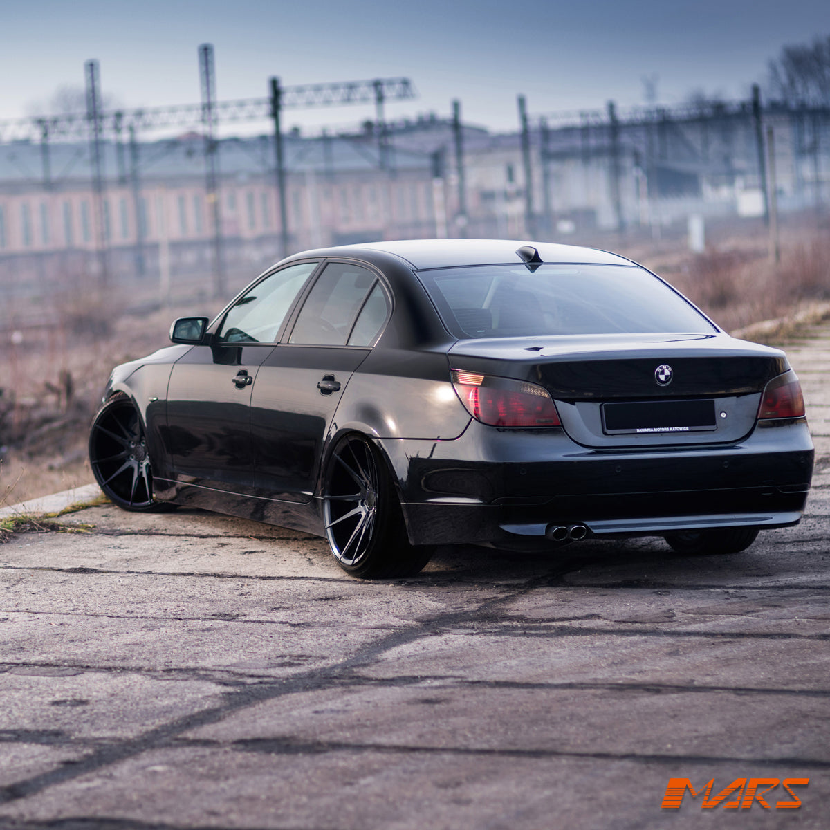 MP-RH-20-120-GBK-BMW-E60-17.jpg