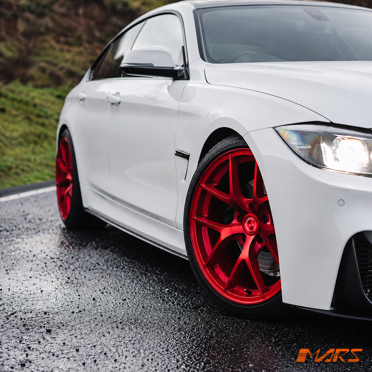MP-RI-19-120-FR-BMW-F30-11.jpg