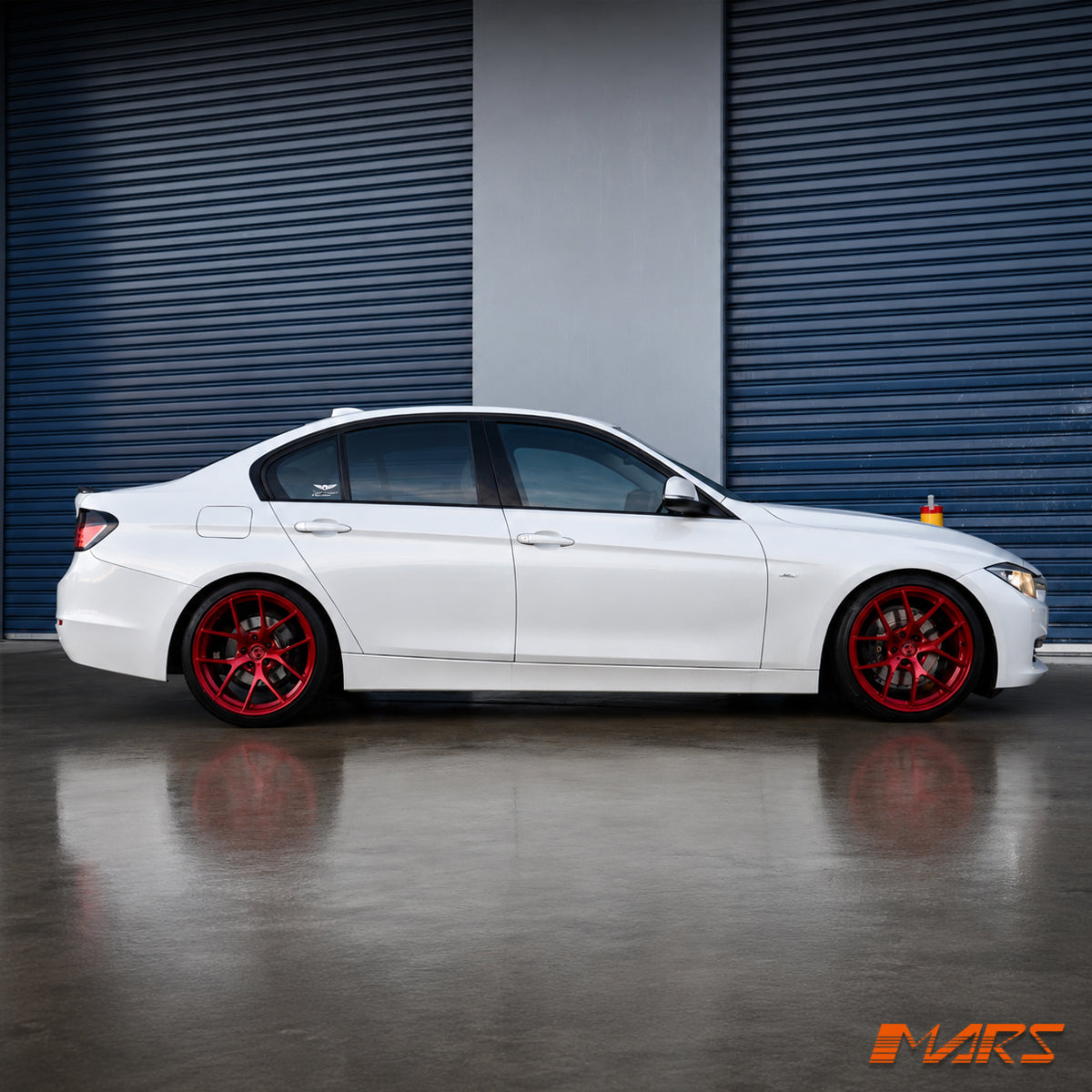 MP-RI-19-120-FR-BMW-F30-17.jpg