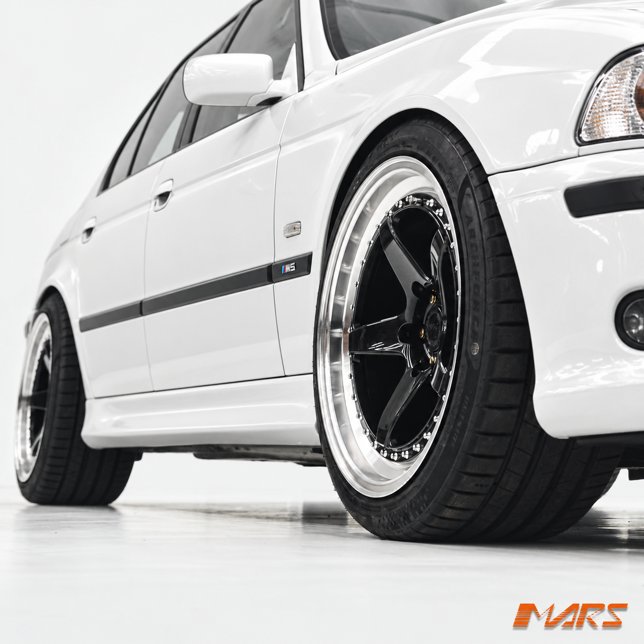 MP-SP-18-120-STAG-GBL-M5-E39-16.png