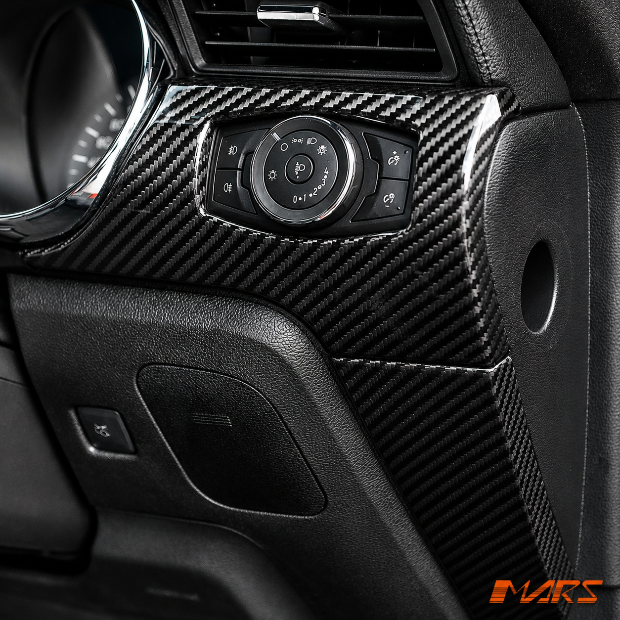 MUSTANG-FM-FN-INTERIOR-CBN-16.png