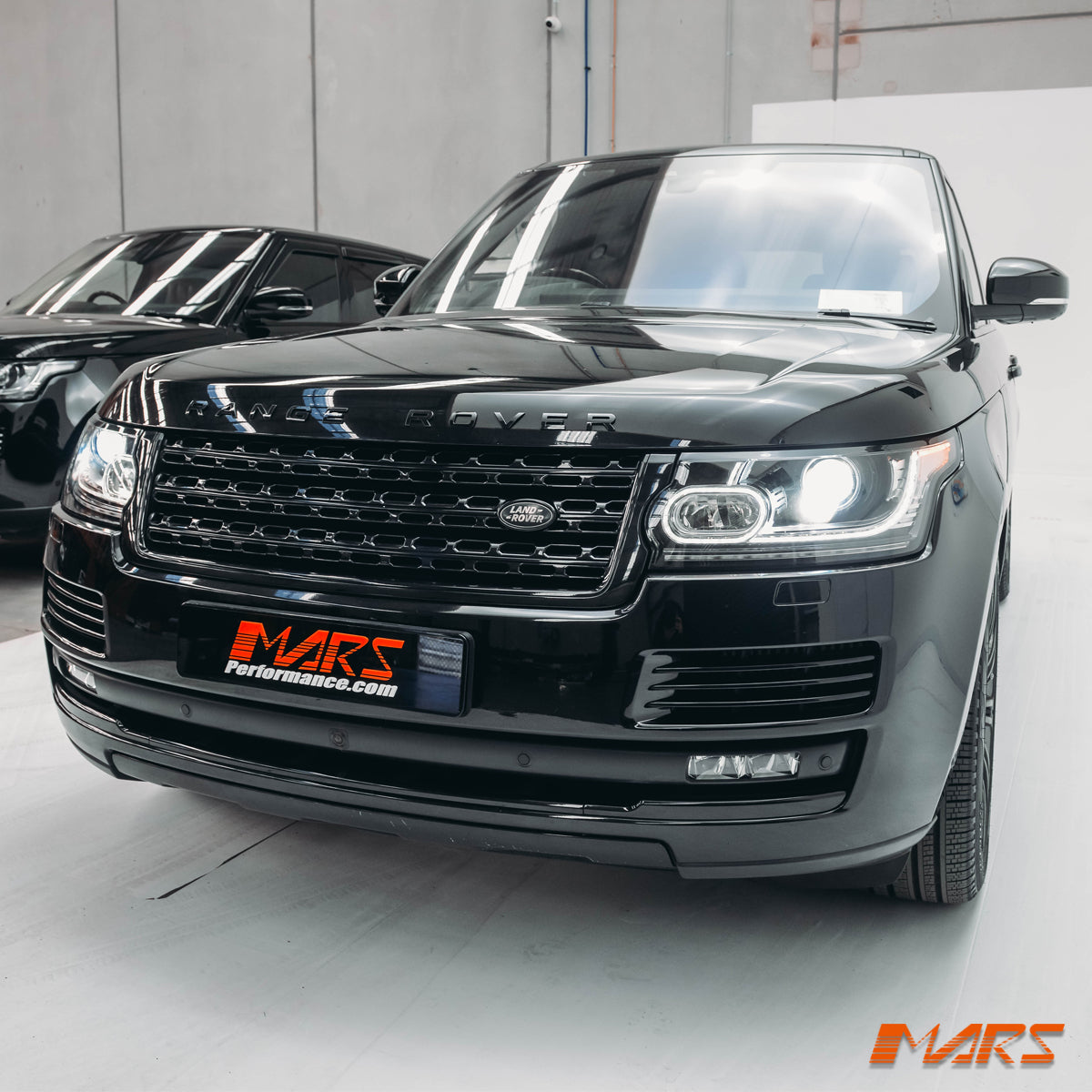 RR-L405-S1-13-FULL-TRIM-GB-YK-11.jpg