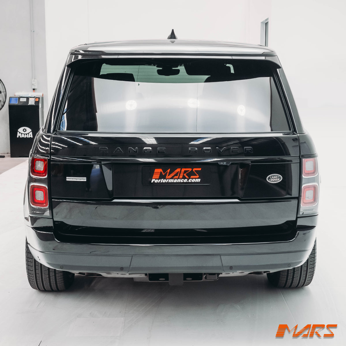 RR-L405-S1-13-FULL-TRIM-GB-YK-15.jpg