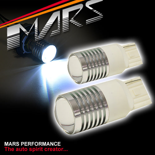 Pair of MARS T15 White Reverse Bulbs ready for installation