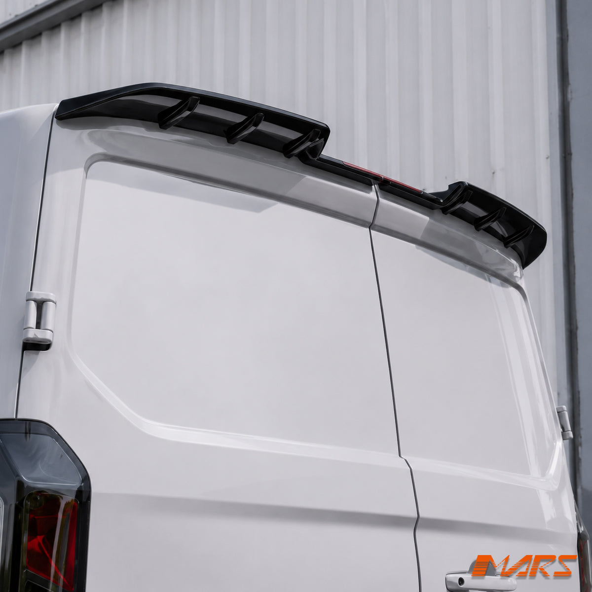 TRANSIT-CUSTOM-AV-23-TS-TWIN-GB-YK-13.jpg