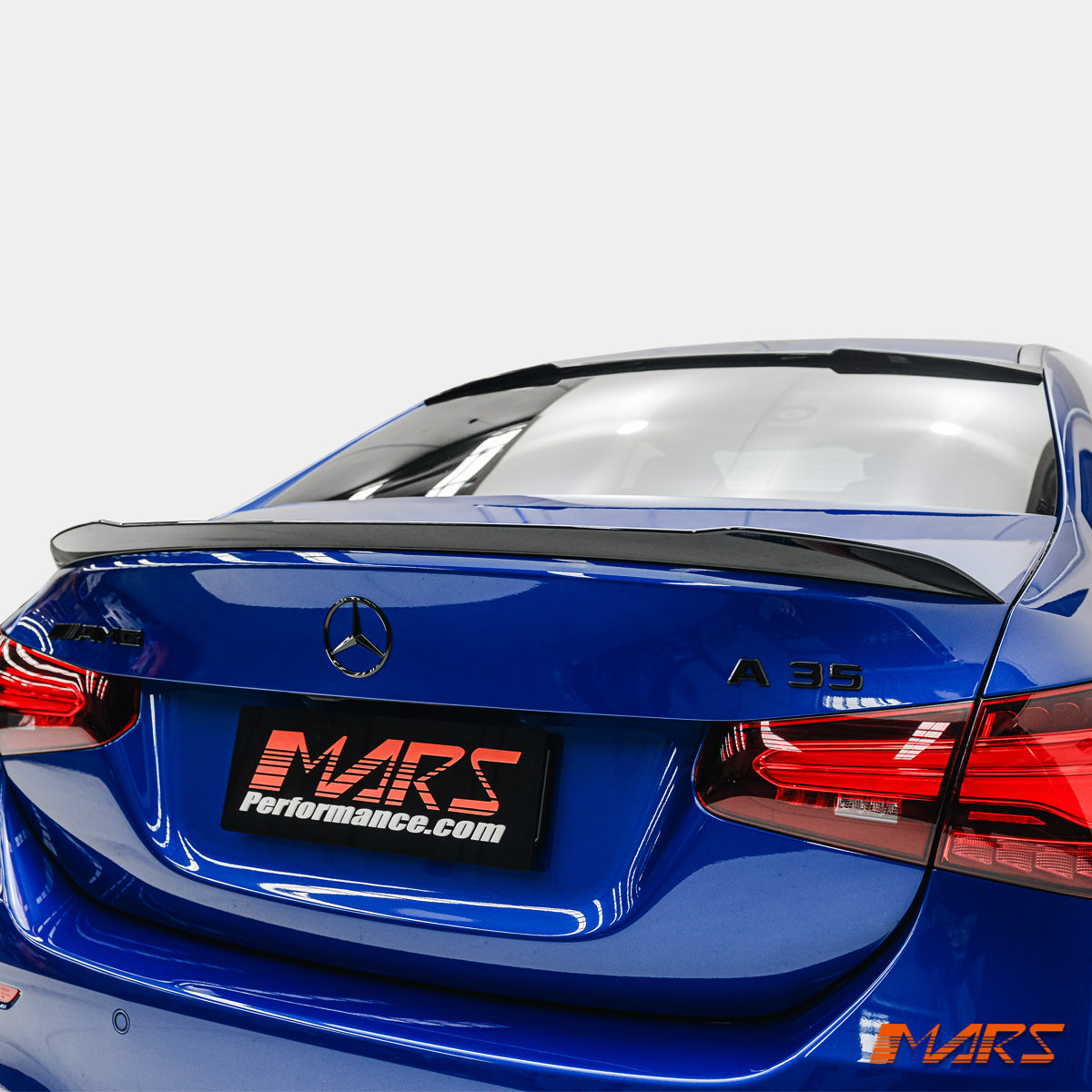 V177-AMG-TS-GB-XC-14.jpg