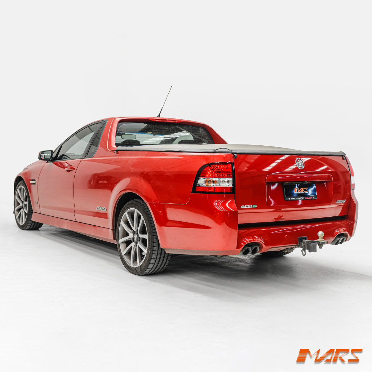 VE-VF-UTE-LT-CR-SN-12.jpg