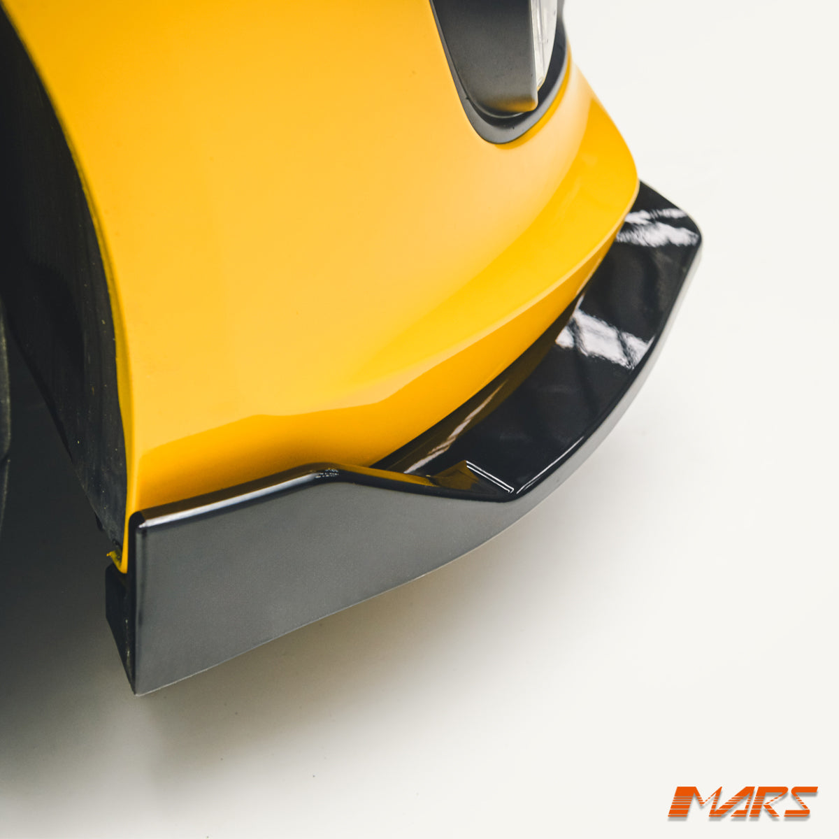 VELOSTER-FS-13-GBL-GB-AK-16.jpg