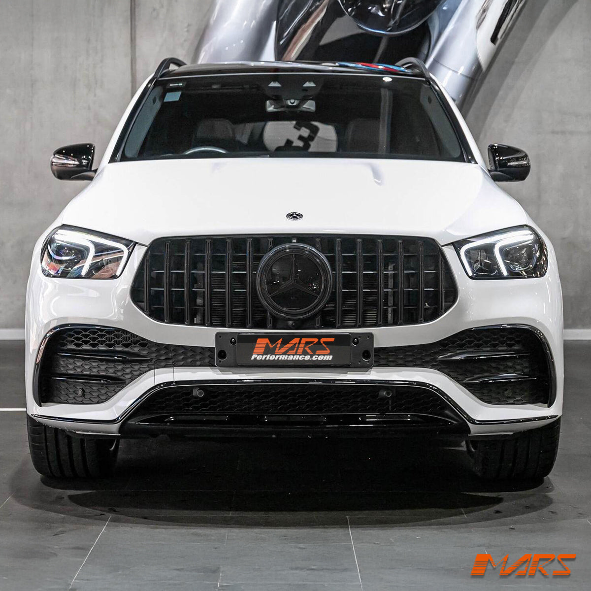 W167-S1-19-GLE53-FB-XC-12.jpg