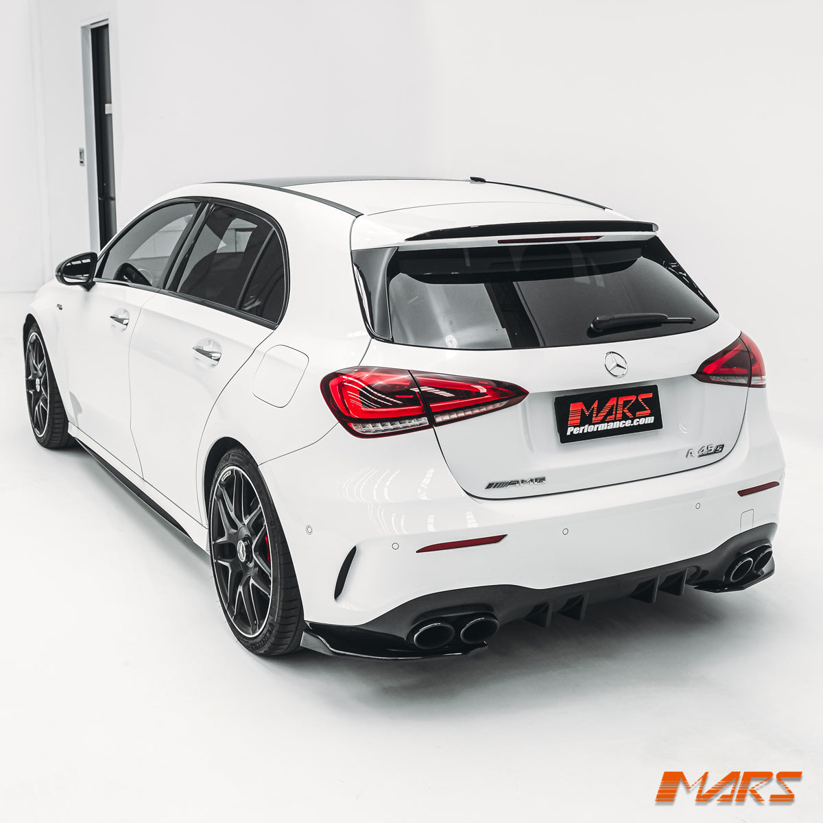 W177-AMG-RBSL-GB-XC-27.jpg