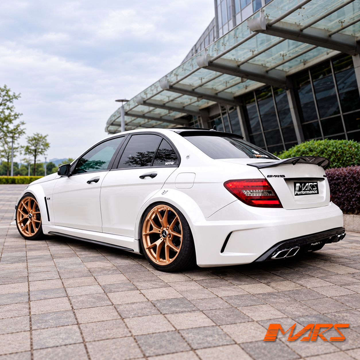 W204-4D-RS-GB-13.png