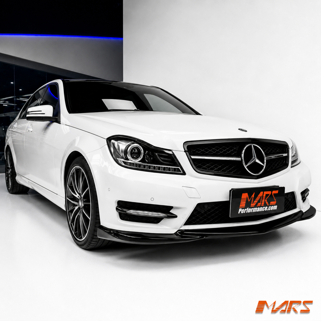 W204-AMG-S2-11-FBL-GB-AK-13.png