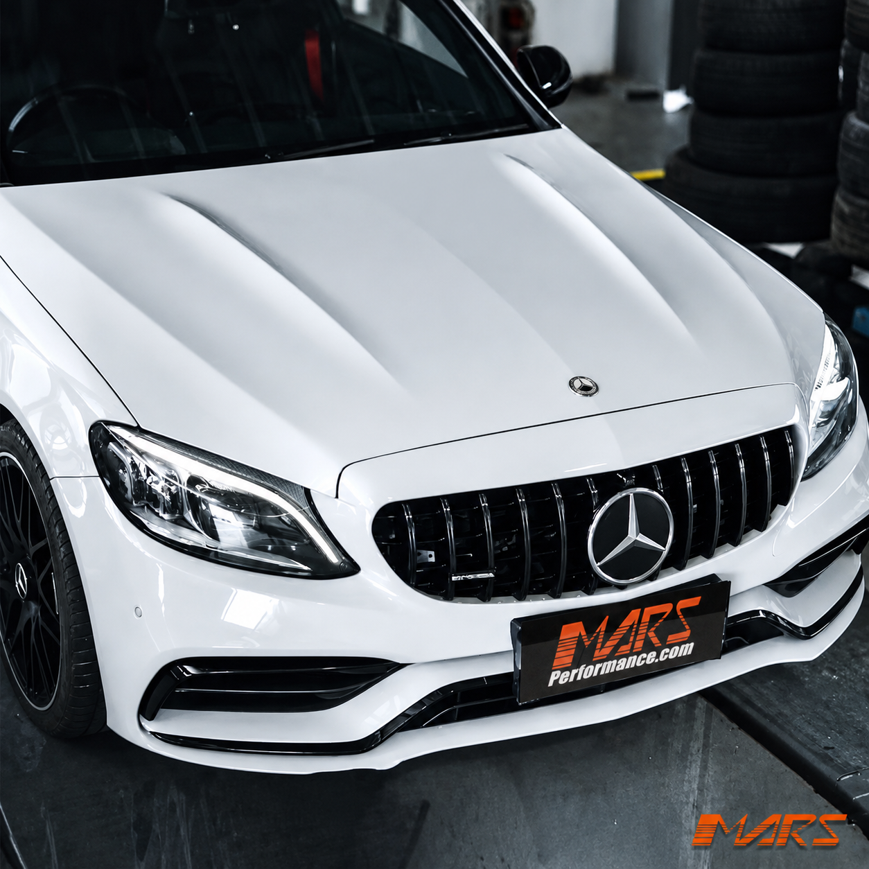 W205-C63-HOOD-ALUM-11.png