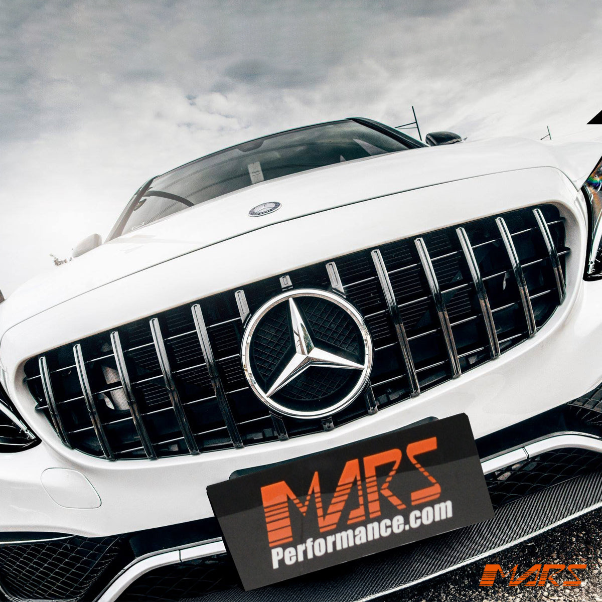 W205-S1-15-GT-FG-NH-GB-14.jpg