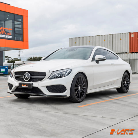 W205-S1-C63-FG-NH-GB-FS-13.jpg