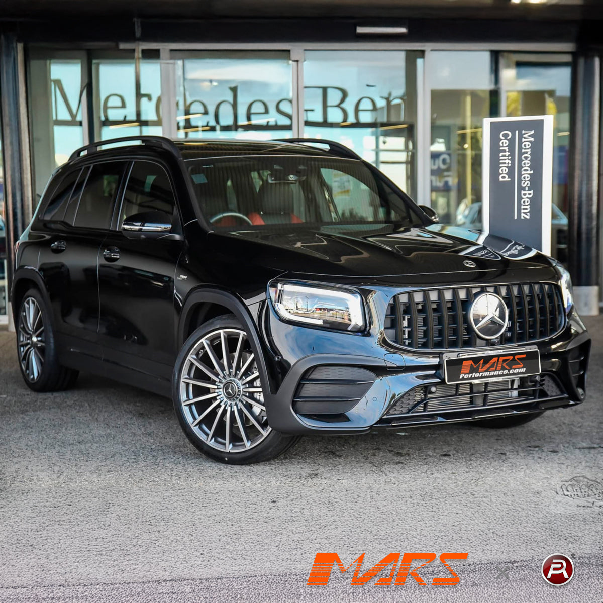 X247-GLB-S1-20-AMG-GT-FG-GB-FS-11.jpg