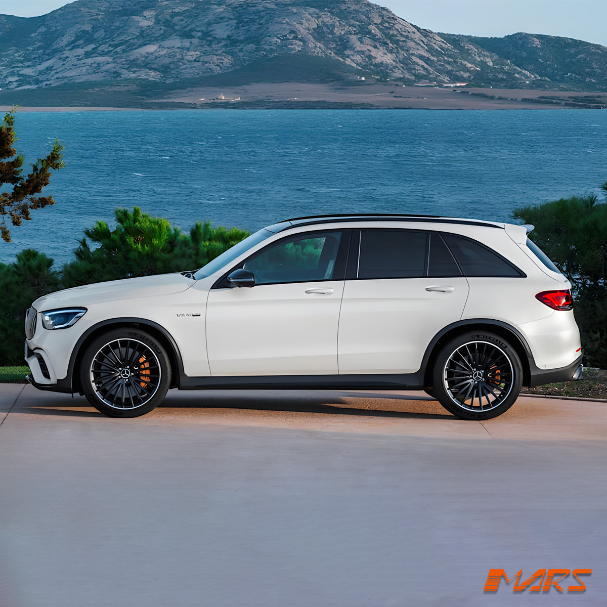X253-S2-20-GLC63-FB-GB-BF-15.jpg