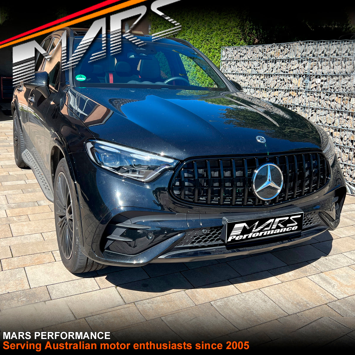 X254-AMG-GT-FG-WH-GB-FS-16.jpg